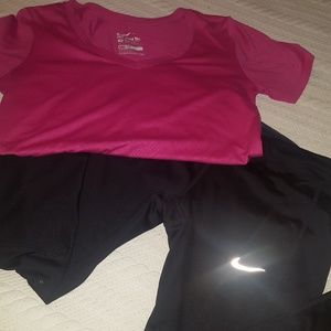 Nike women's 3/4 tights and top size small